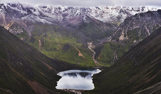 Discover Holy Lakes in Tibet